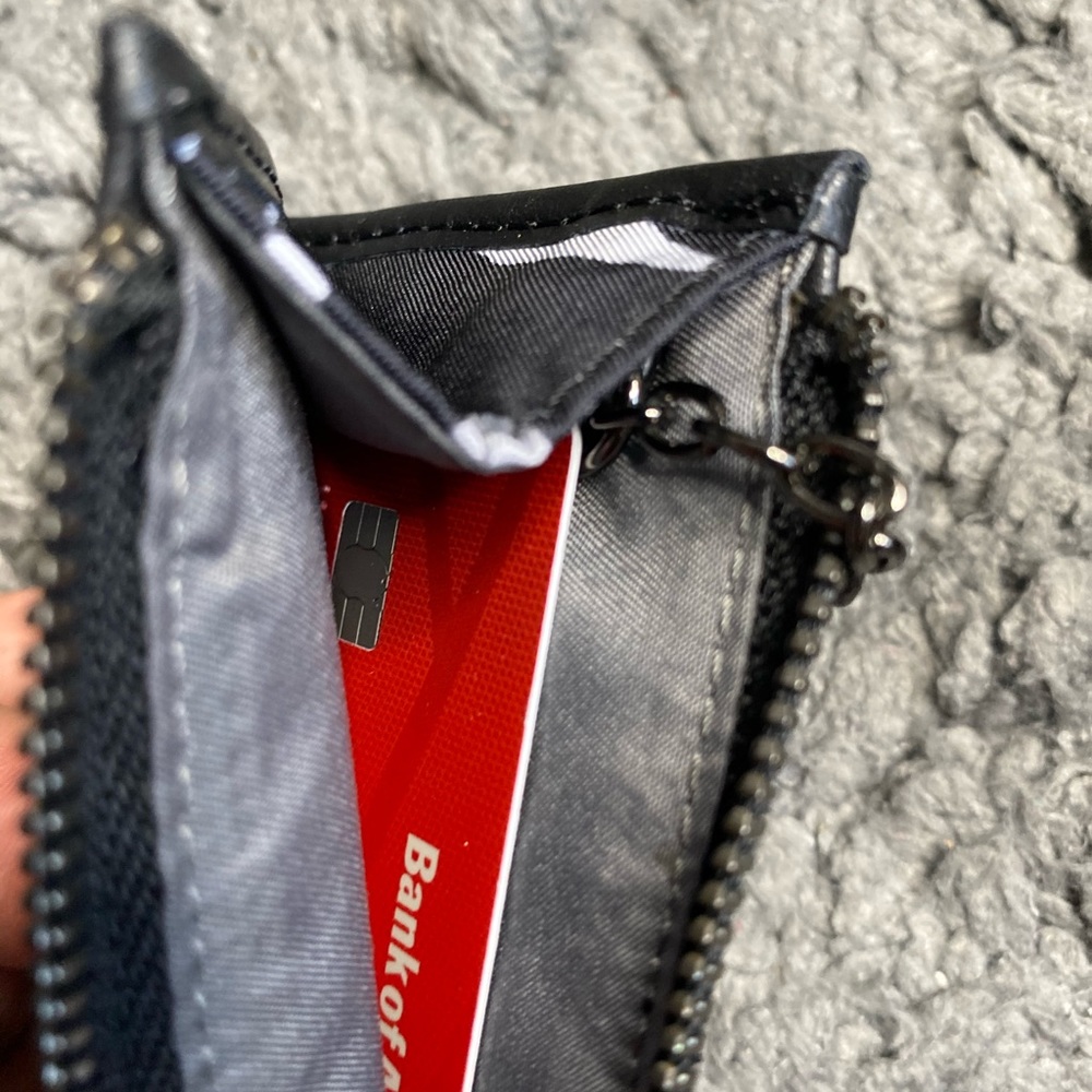Tumi Vista Zip Card Case Keychain - Picture 10 of 10
